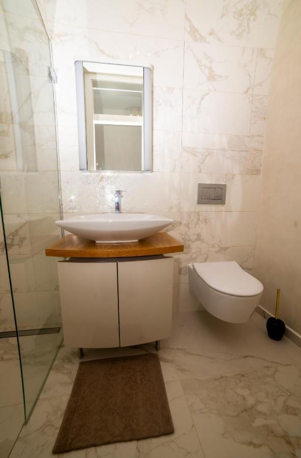 Apartman Alexander Tatranska Lomnica Bagian luar foto