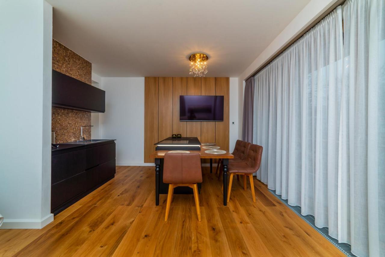 Apartman Alexander Tatranska Lomnica Bagian luar foto