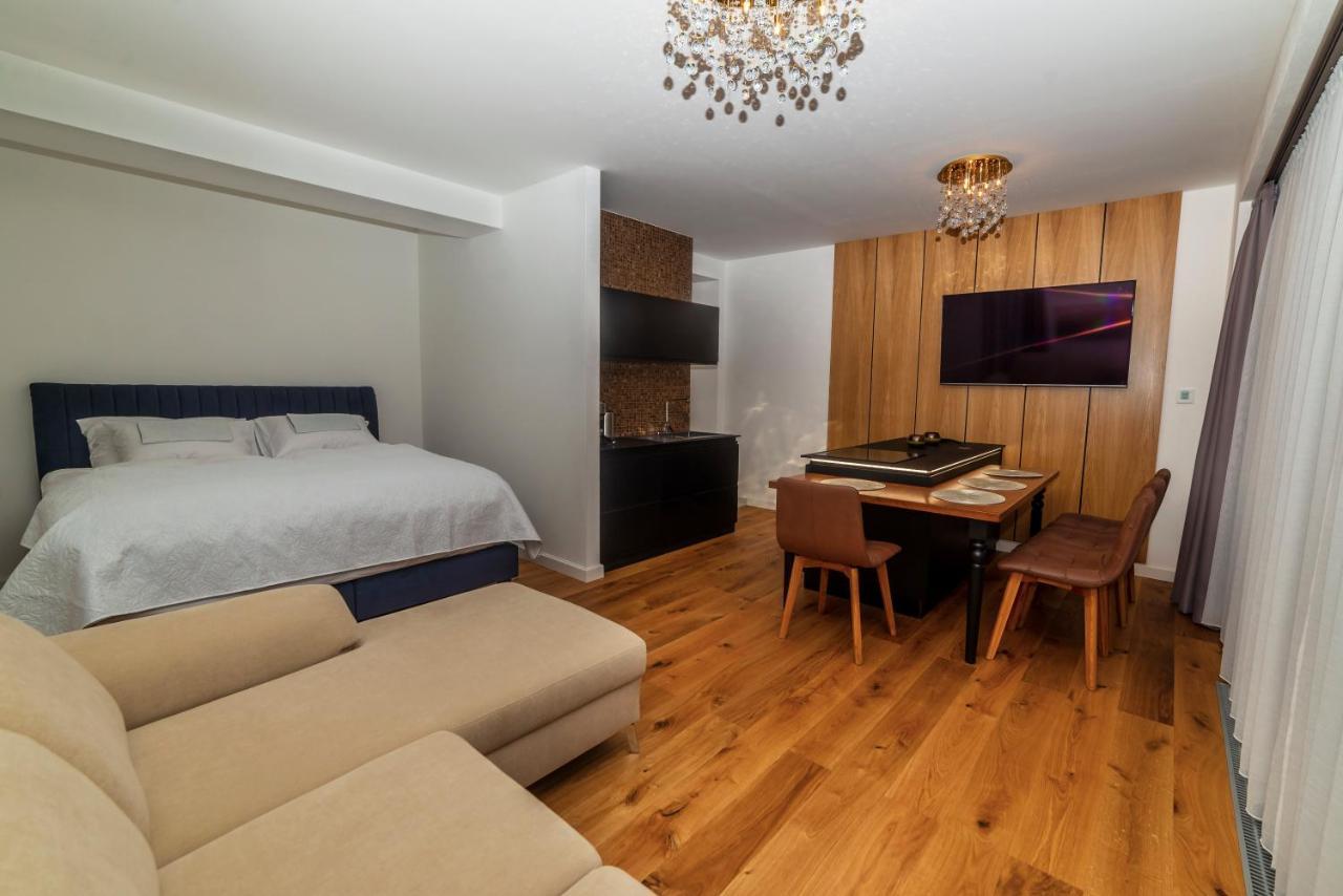 Apartman Alexander Tatranska Lomnica Bagian luar foto